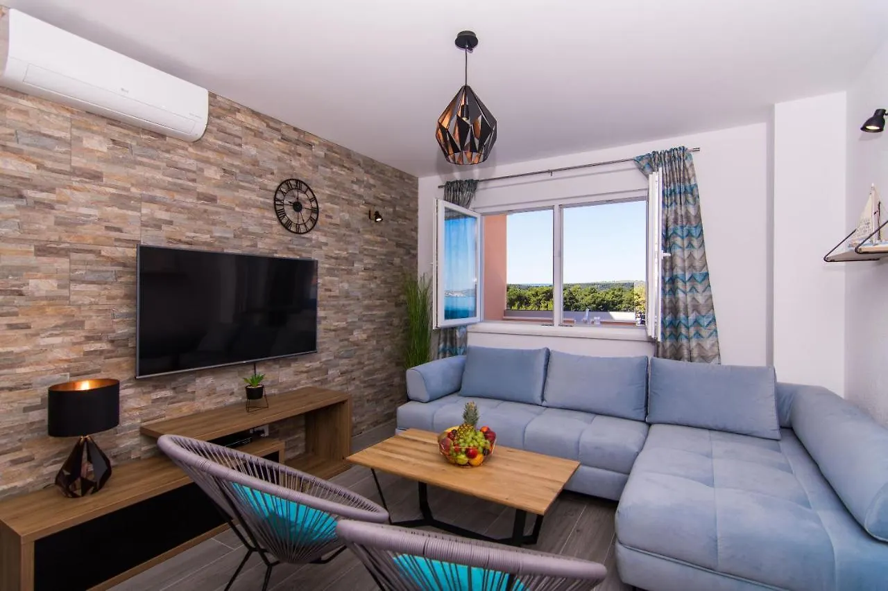 Apartment Sunset Trogir 0*,  Croatia